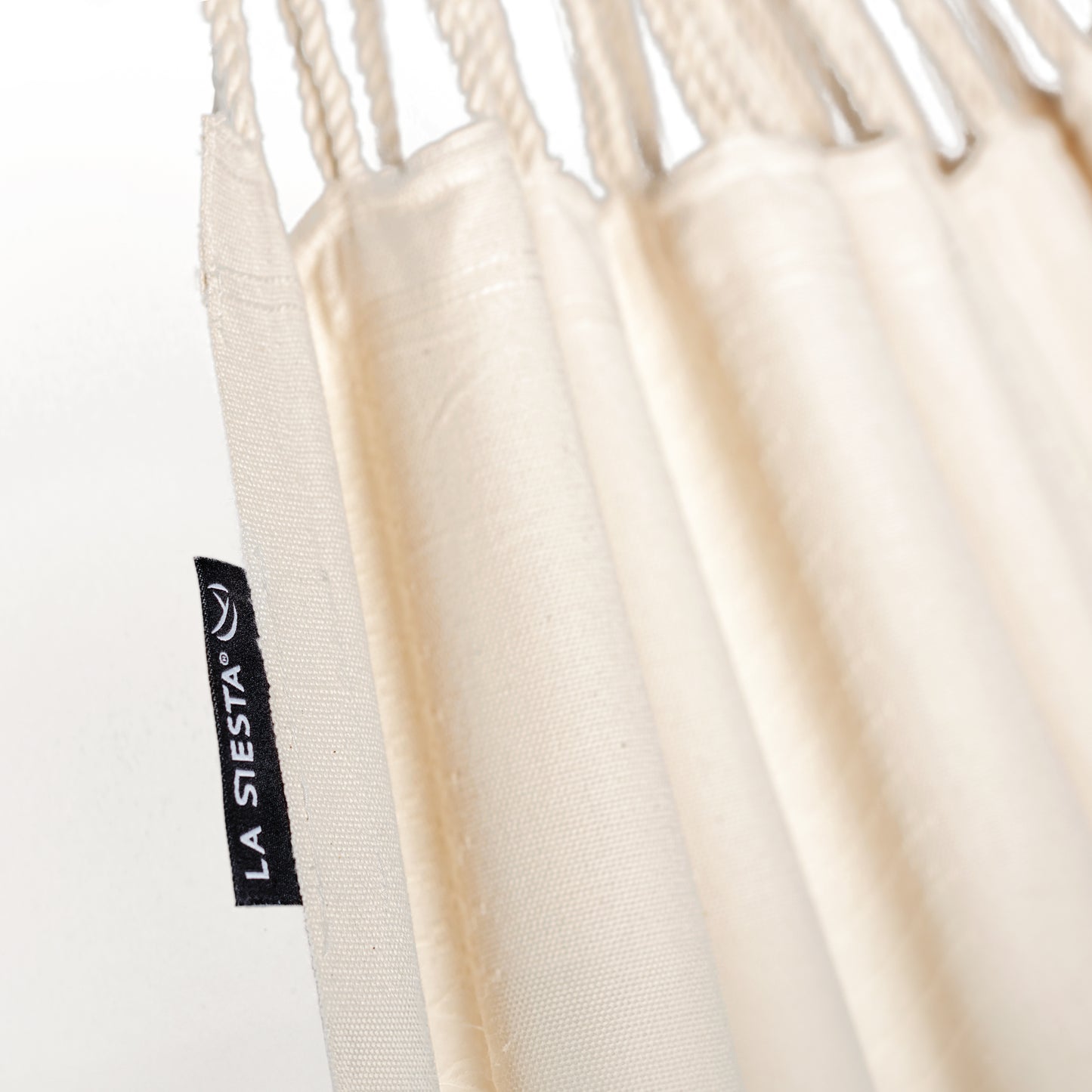 Elipso Organic Latte - Organic Cotton Kingsize Hammock with FSC® certified Larch Stand