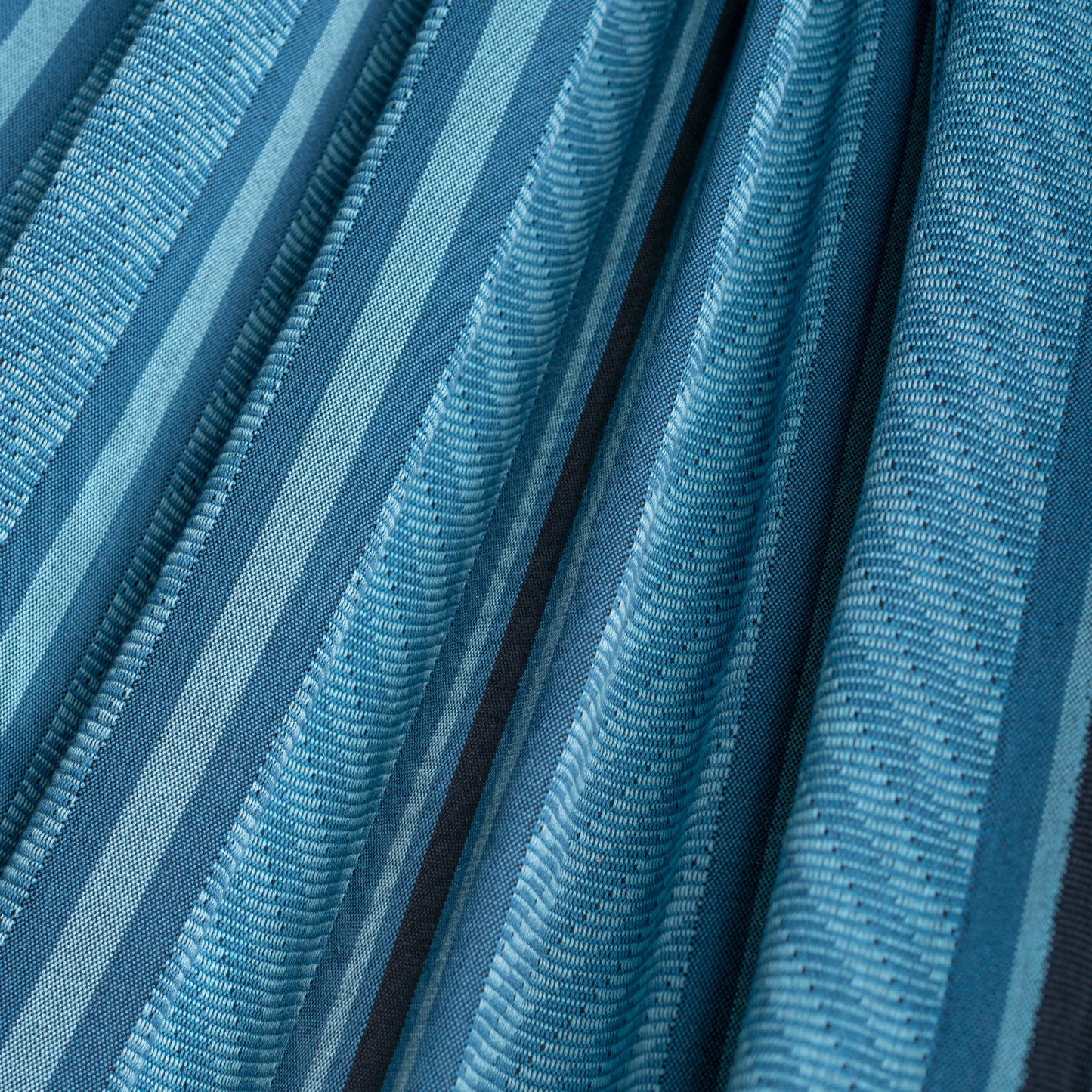 Elipso Colombia Blue Zebra - Organic Cotton Kingsize Hammock with FSC® certified Larch Stand