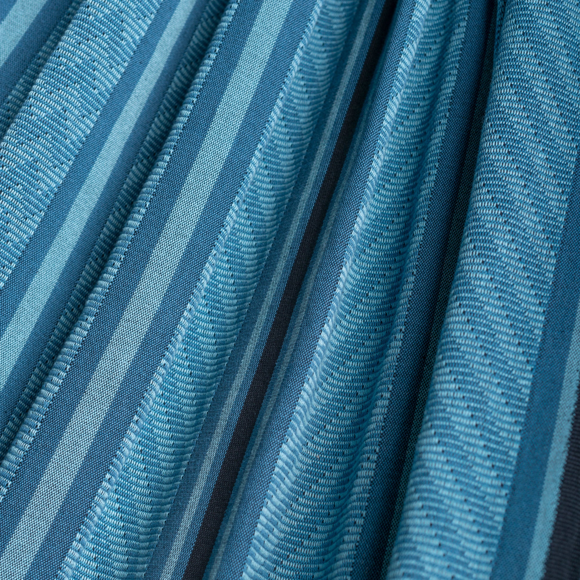 Elipso Colombia Blue Zebra - Organic Cotton Kingsize Hammock with FSC® certified Larch Stand