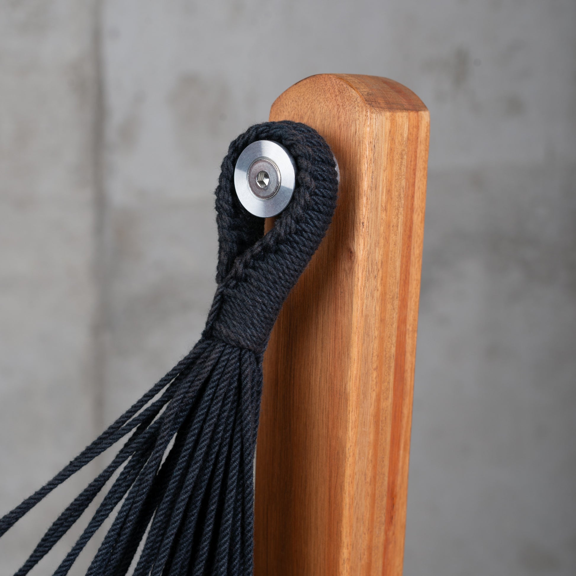 Udine Organic Onyx - Silla colgante de algodón orgánico con soporte de eucalipto con certificación FSC®