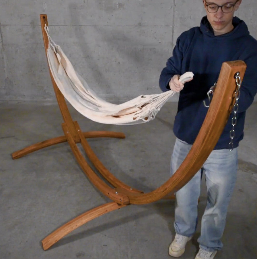 Elipso Outdoor R - Weather-Resistant Spreader Bar Hammock with FSC® certified Larch Stand